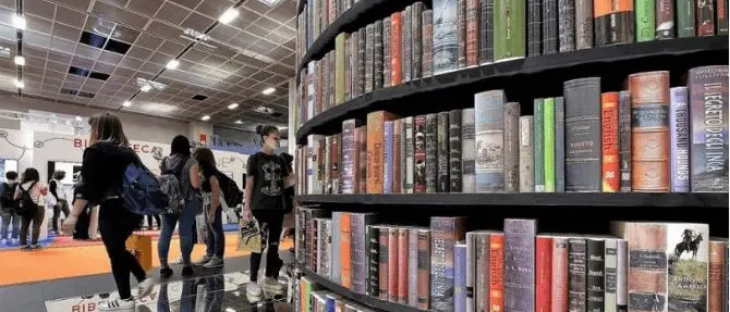 L'estrema destra al Salone del libro: autori si ritirano, Rubbettino ci sarà