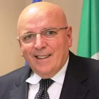Inchiesta sugli appalti, Oliverio intercettato: «Non parliamo al telefono»