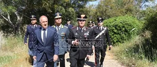 Dodicenne aggredita a Reggio, le forze dell'ordine: «Caso isolato, il parco è sicuro»