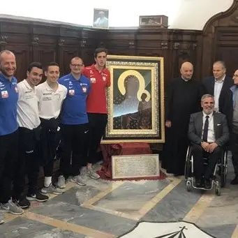 La nazionale di calcio polacca amputati nella cattedrale di Crotone