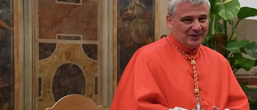 Palazzo occupato a Roma, gli inquilini difendono l'elemosiniere: «Pronti ad autodenunciarci»