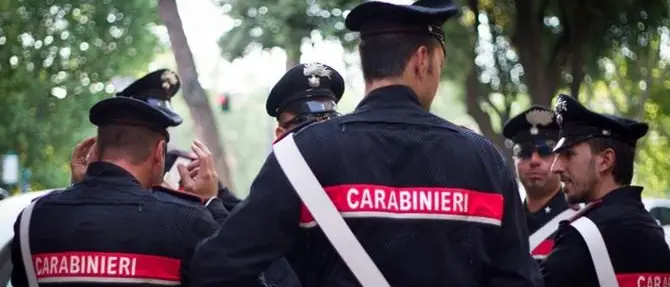 Paola, trovate armi e munizioni in un casolare abbandonato