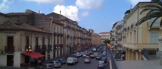 Lamezia, Lega: «La città sta morendo. I commissari rendano conto»