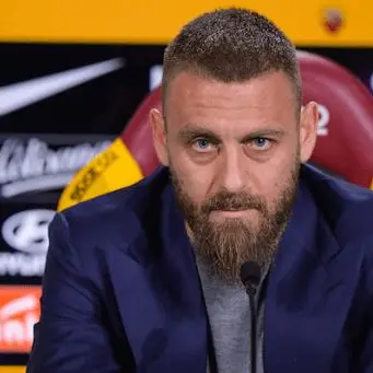 De Rossi-Roma, è divorzio: proposto contratto a gettone che rifiuta