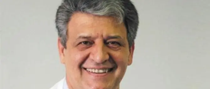 Regionali, a destra è caos: torna l’ipotesi di candidare il medico della mamma di Berlusconi