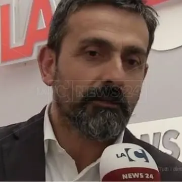 A Tropea gli arredi urbani di Vibo, il sindaco: «Città più sicura»