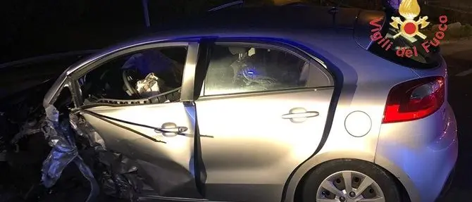 Incidente sulla statale 106 a Sellia: sei feriti, anche due bambini