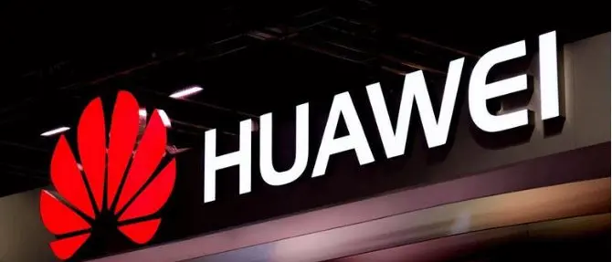 Chi ha un dispositivo Huawei tagliato fuori da Google: stop aggiornamenti
