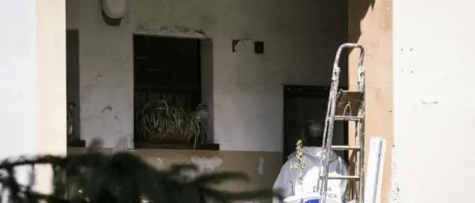 Bimbo di due anni ucciso in casa, fermato il padre