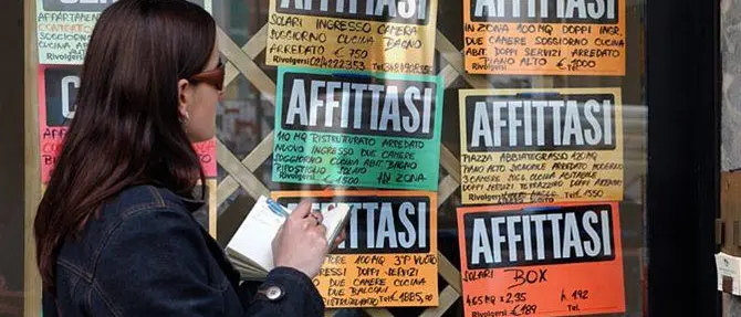 Vibo, falsa agente immobiliare truffava i clienti con spese inesistenti