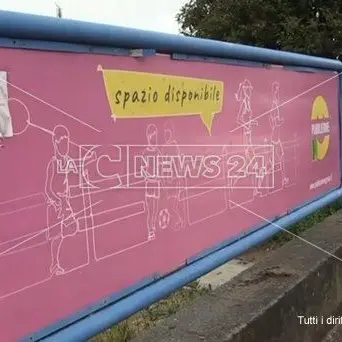 Accolta l'istanza cautelare: sospesa la rimozione degli impianti a Vibo