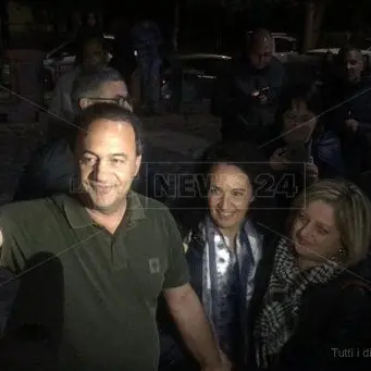 Lucano torna a Riace: «Commesso errori, ma abbiamo fatto la storia»