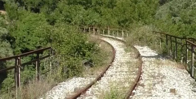 Piana di Gioia Tauro, il progetto per la metro leggera guadagna consensi