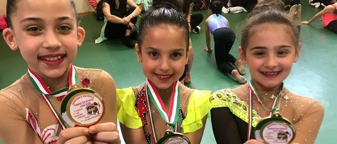 Nocera Terinese, tre bimbe trionfano alle gare nazionali di ginnastica ritmica