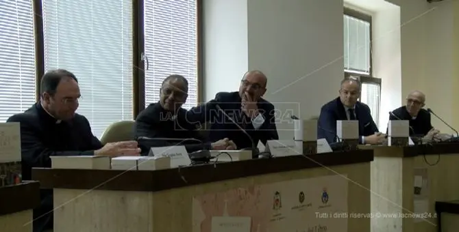 Crotone, padre Kalavakatt presenta il suo libro “Vie meravigliose di dio”