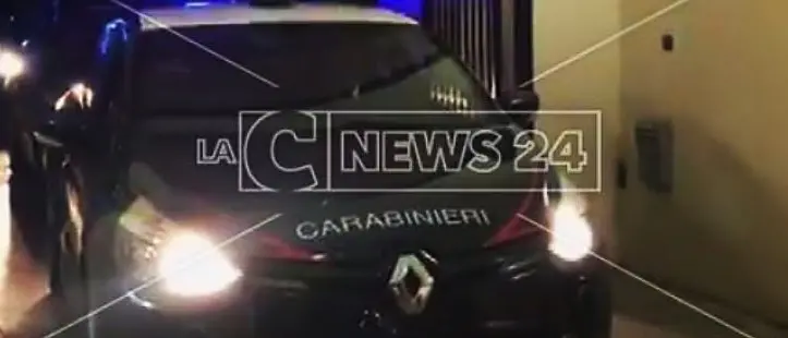 Droga, rapine, estorsioni e sequestro di persona: in manette 12 persone a Cosenza