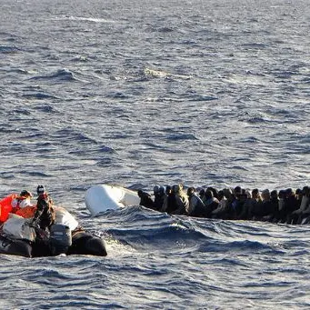 Sea watch filma migrante che annega e denuncia: «La Marina italiana non è intervenuta»