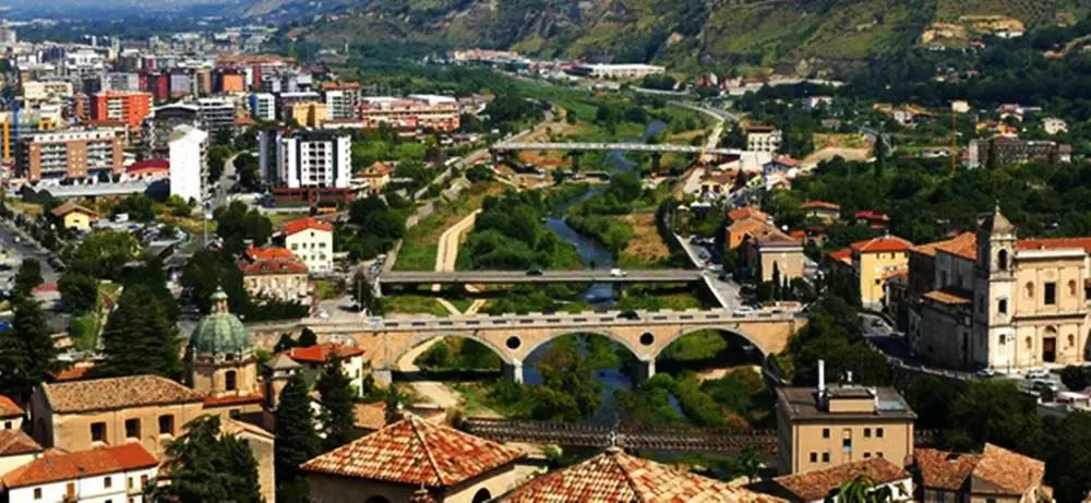 Cosenza, “Calabria terra libera” sposa il progetto Piattaforma dei consiglieri comunali