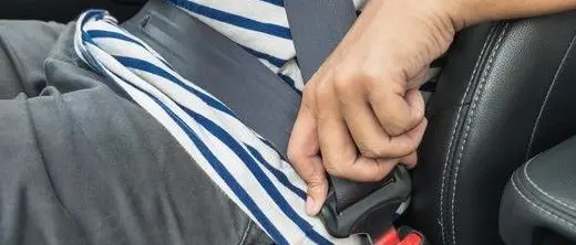 Uso corretto delle cinture di sicurezza, controlli a tappeto nel Catanzarese