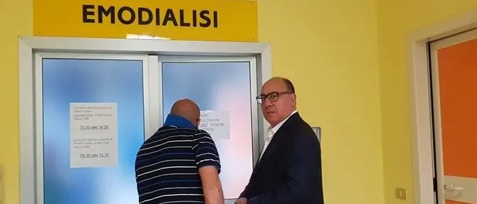 Guccione al poliambulatorio di Amantea: «Giù le mani dall'Emodialisi»