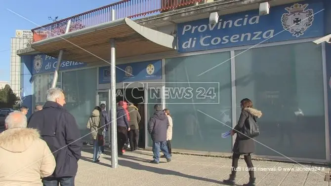 Cosenza, allarme topi rientrato al Centro per l'Impiego