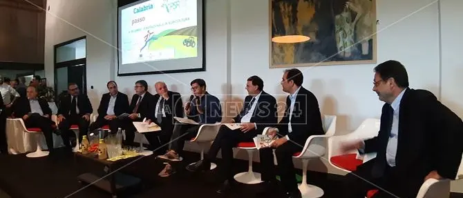Fondi e agricoltura, per Oliverio la Calabria «ha cambiato passo»