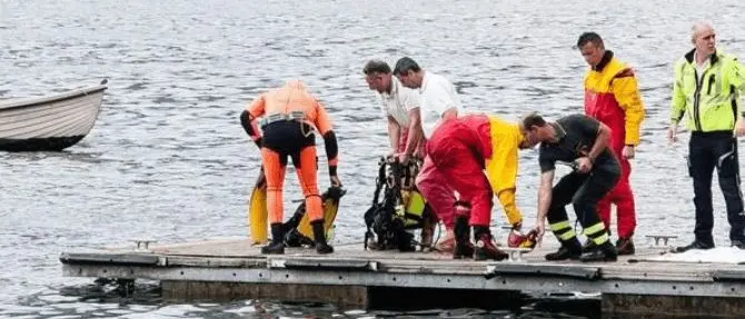 Tuffo nel lago di Como per festeggiare la fine della scuola: muore 15enne