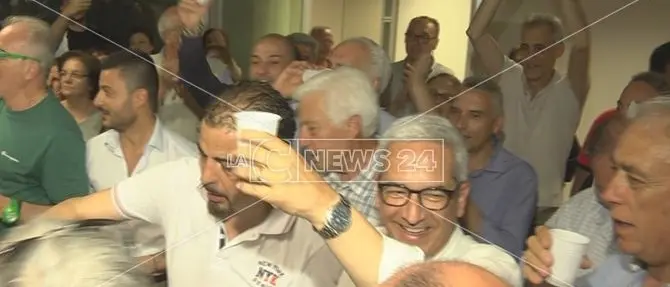 Rende, Manna di nuovo sindaco: «Bocciata la vecchia politica»