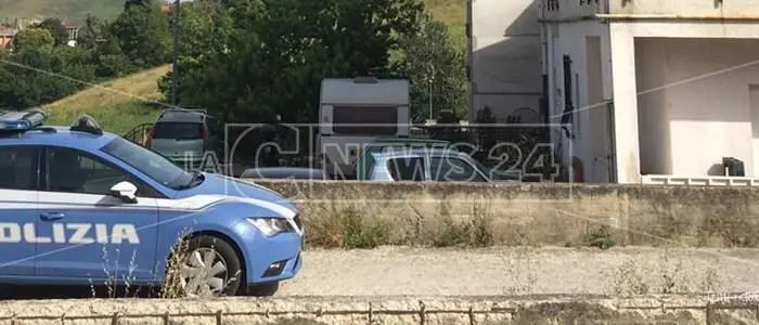 Dramma a Catanzaro, bambino cade dal quinto piano di un palazzo: è in gravi condizioni