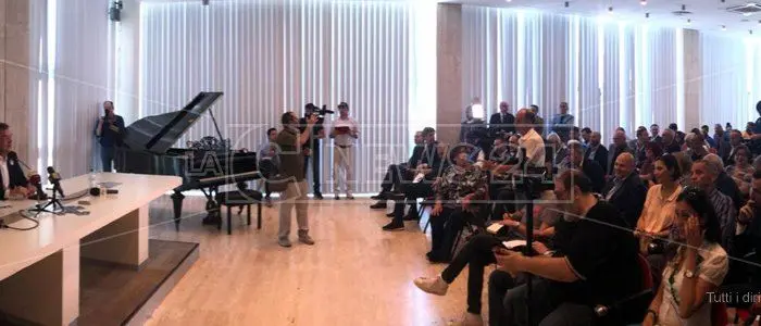 Regionali, Occhiuto sulle inchieste: «Contro di me nulla, solo denunce di avversari politici»