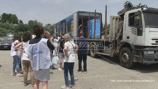 Cento quintali di cibo per cani e gatti, ecco l'iniziativa nel Cosentino