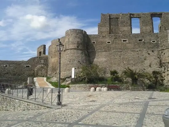 Da Squillace un viaggio tra arte, sapori e aromi di Calabria