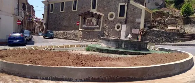 Netturbini uccisi a Lamezia, due alberi di limone nel luogo del delitto