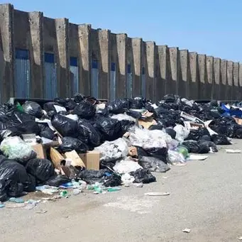 Rifiuti in aeroporto, Sacal: «Pericolosi per la salute e la navigazione aerea»
