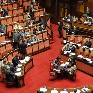 Sanità, il decreto Calabria ora è legge. Battaglia in Senato: «Incostituzionale»