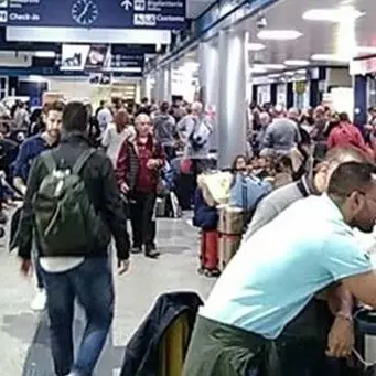 Aeroporto di Lamezia, in viaggio con proiettili nel trolley: fermato