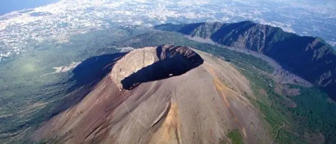 La Calabria accoglierà parte degli sfollati in caso di eruzione del Vesuvio