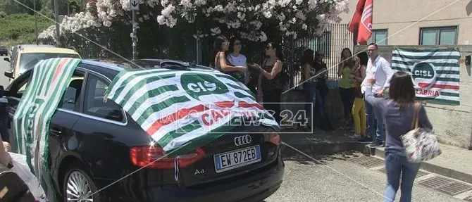 Call center, protesta a Montalto: «A rischio 300 posti di lavoro»