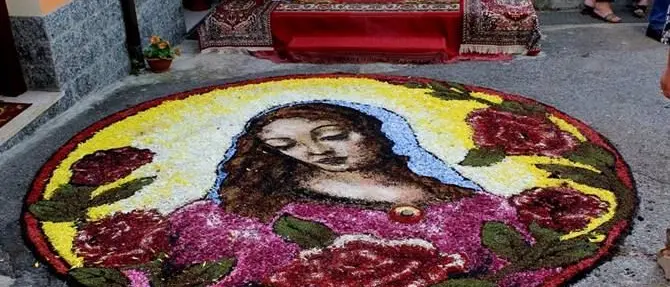 Arte e fede, a Potenzoni il tradizionale appuntamento con l’Infiorata