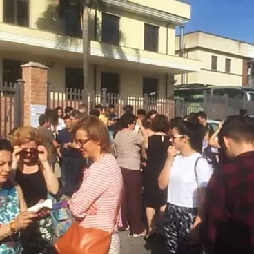 Il Liceo scientifico di Vibo verso lo sgombero, scatta la protesta