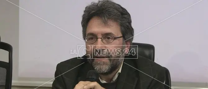 Unical, colpo di scena: Palopoli si ritira dalla corsa alla carica di Rettore