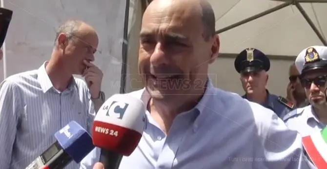 Zingaretti a Reggio: «La Lega ha ottenuto il consenso e poi ha tradito gli italiani»