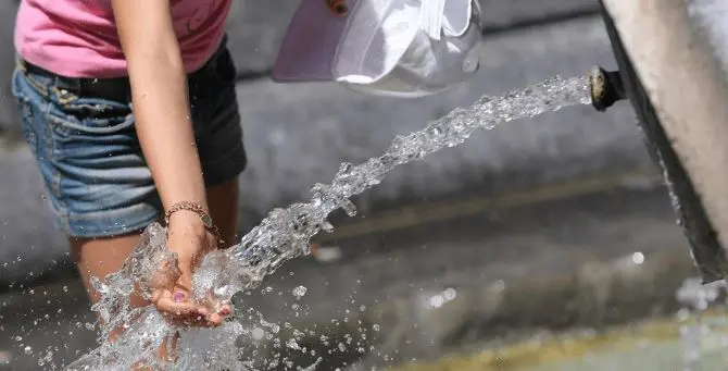 Nuova ondata di caldo con temperature fino a 43 gradi. Non accadeva da 150 anni