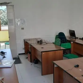 Cosenza, rubati i computer della scuola elementare di Via Roma