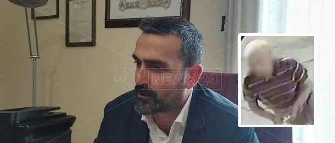 Tropea, il sindaco denuncia: «Quell’anziano mi perseguita»