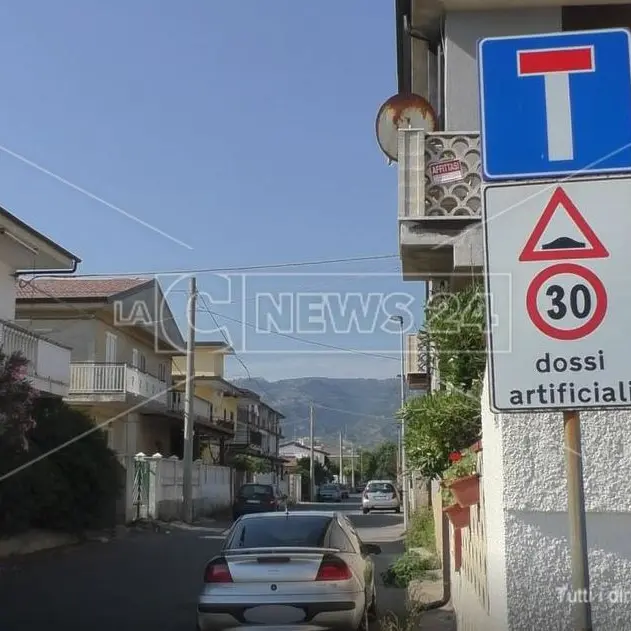 Corigliano-Rossano e la strada dove ognuno fa quello che vuole