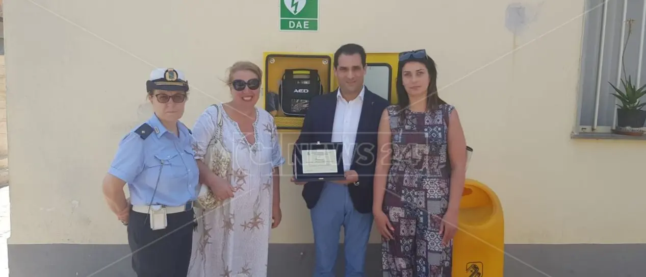 Terranova da Sibari città cardioprotetta: donato un defibrillatore