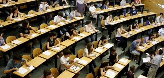 Decine di concorsi truccati all’università. Docenti indagati anche a Catanzaro