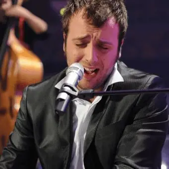 Il jazzista Raphael Gualazzi al Festival delle Invasioni di Cosenza