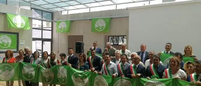 Praia a Mare, assegnate le Bandiere Verdi ai 18 comuni calabresi